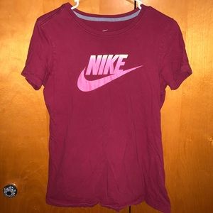 Nike T Shirt